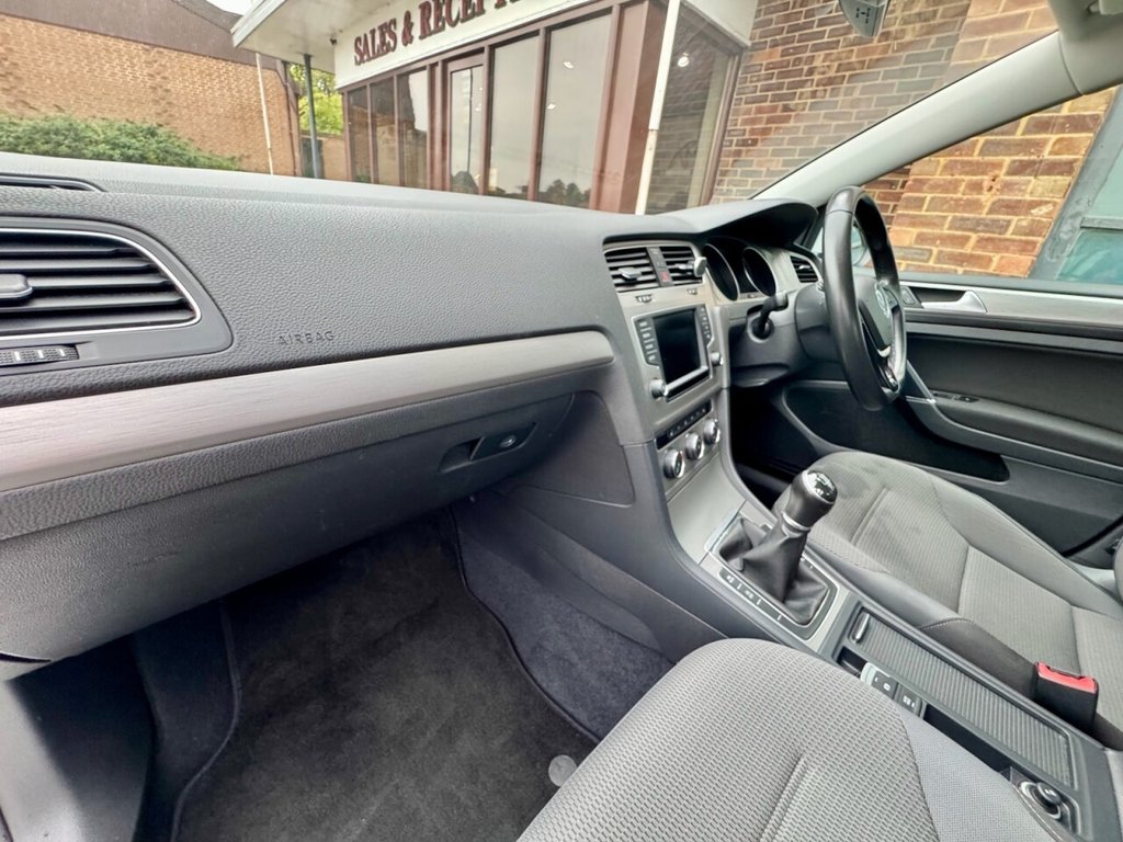 Used Volkswagen Golf 2016 for sale - 76267301: Photo 13