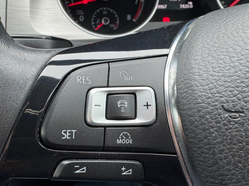Used Volkswagen Golf 2016 for sale - 76267301: Photo 29