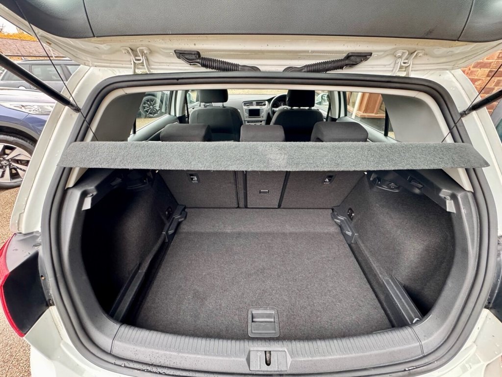 Used Volkswagen Golf 2016 for sale - 76267301: Photo 30