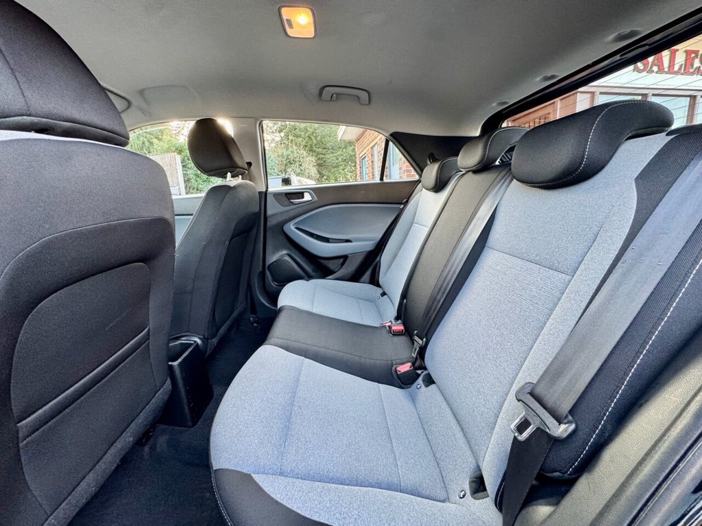 Used Hyundai i20 2016 for sale - 77667389: Photo 16