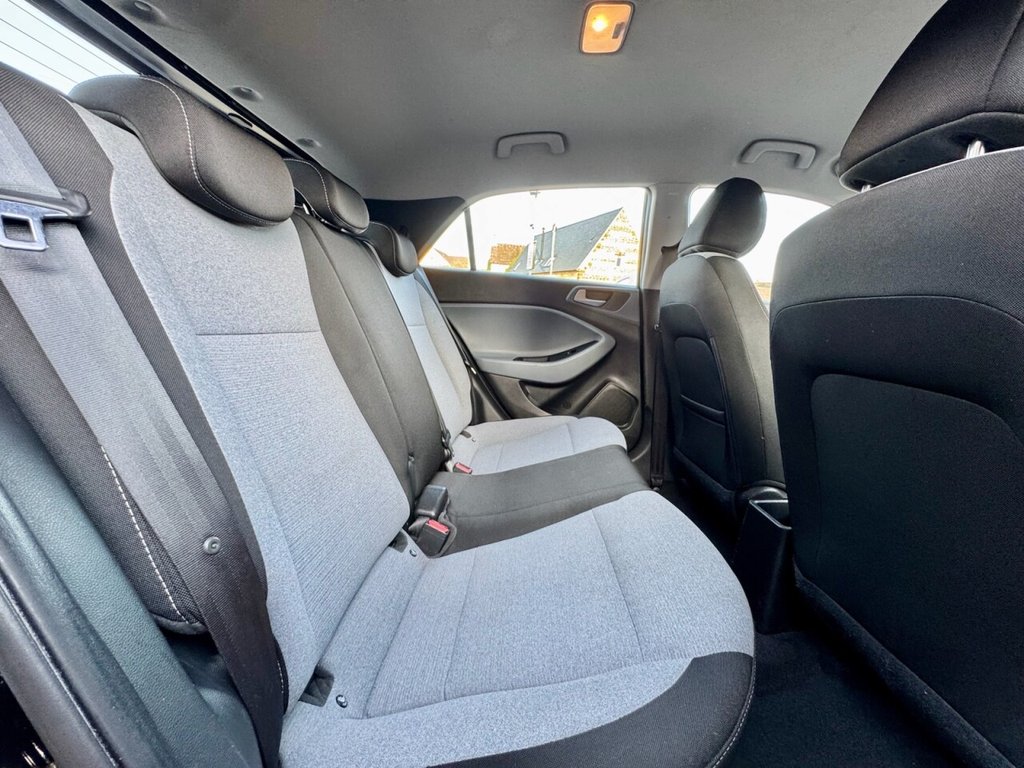 Used Hyundai i20 2016 for sale - 77667389: Photo 17