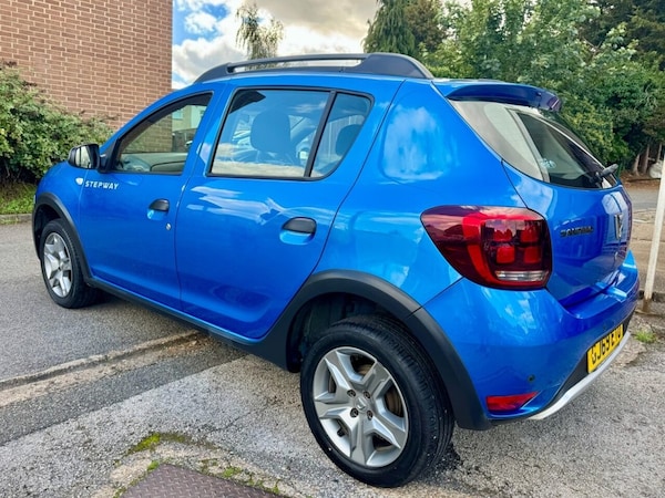 Used Dacia Sandero Stepway 2019 for sale - 76039526: Photo 10