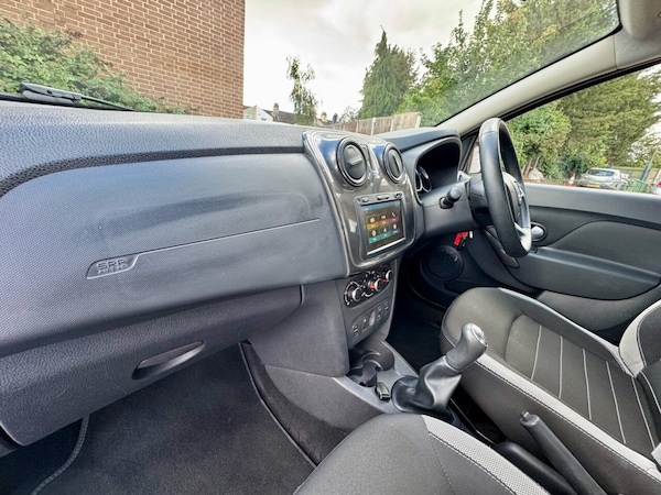 Used Dacia Sandero Stepway 2019 for sale - 76039526: Photo 15