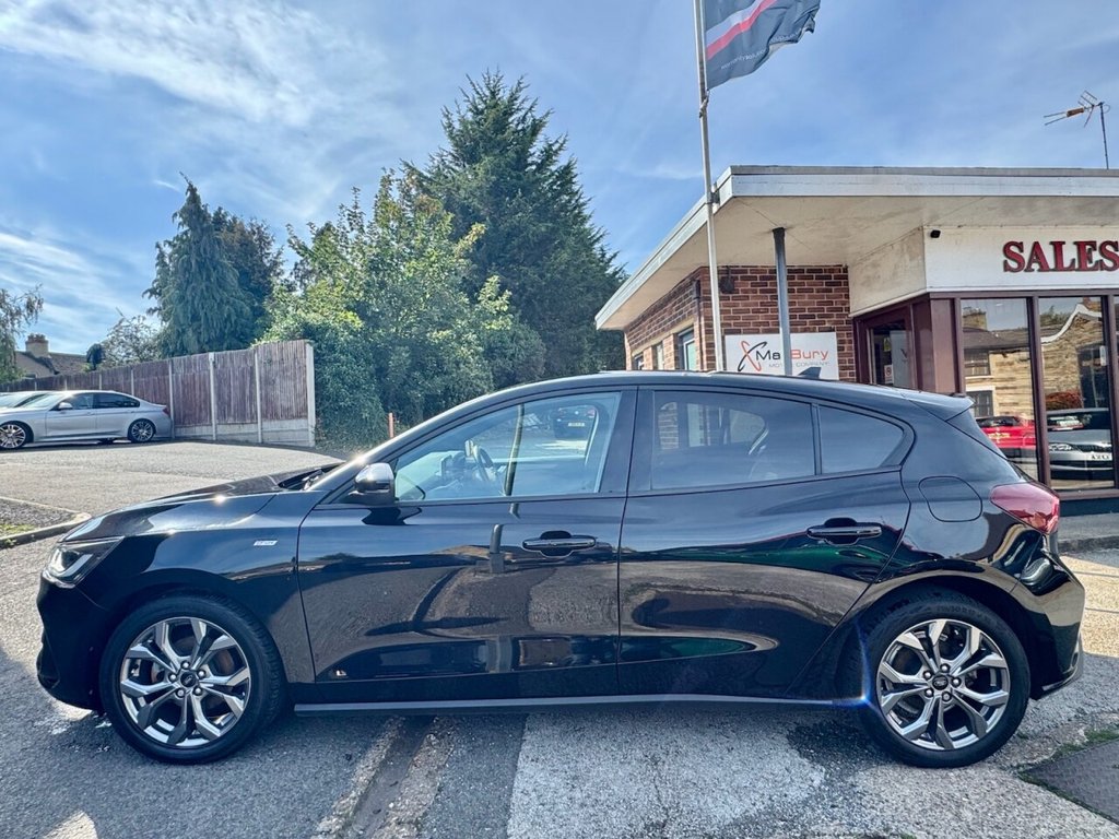 Used Ford Focus 2022 for sale - 75999021: Photo 11