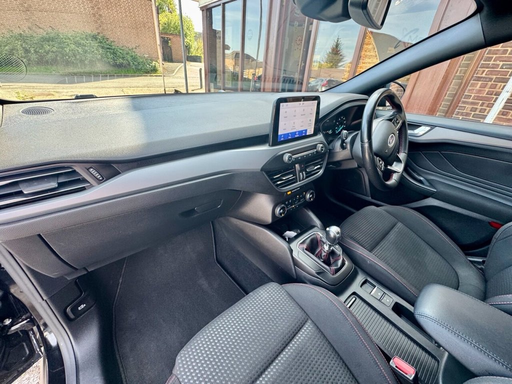 Used Ford Focus 2022 for sale - 75999021: Photo 15