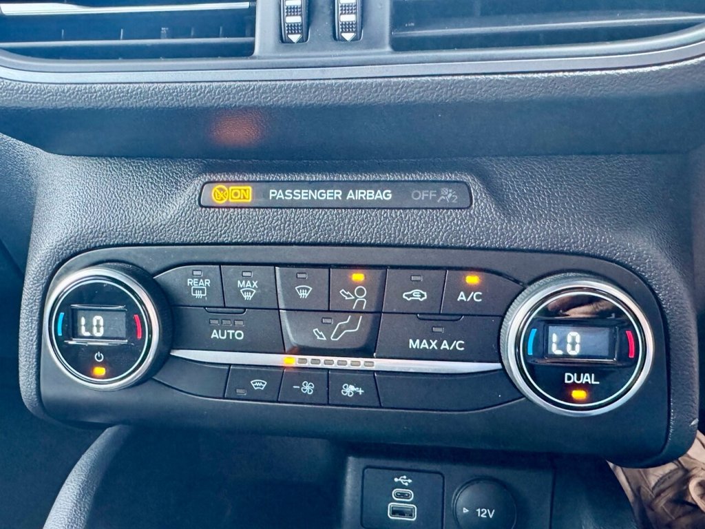 Used Ford Focus 2022 for sale - 75999021: Photo 23