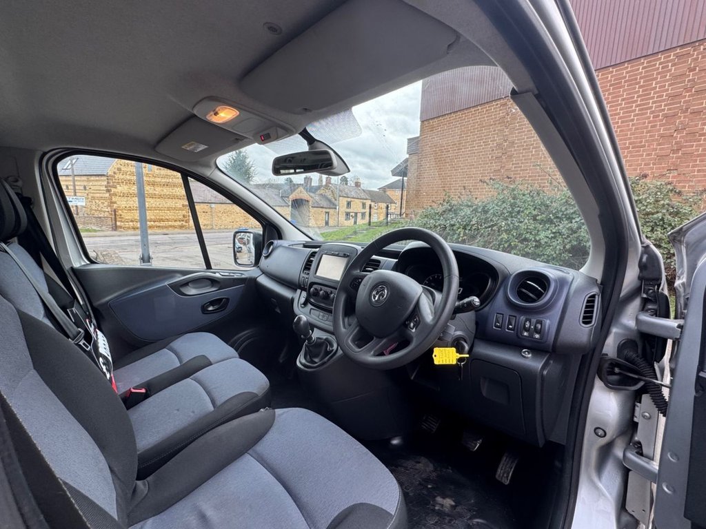 Used Vauxhall Vivaro 2016 for sale - 77572291: Photo 16