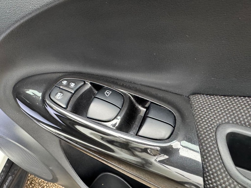 Used Nissan Juke 2017 for sale - 77133707: Photo 19