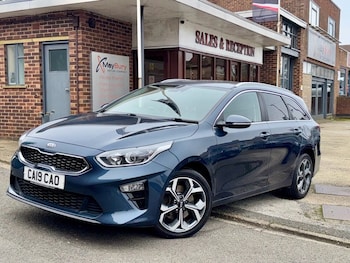 Used Kia Ceed 2019 for sale - 77748975: Photo
