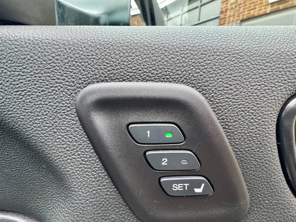 Used Honda CR-V 2017 for sale - 76256774: Photo 25