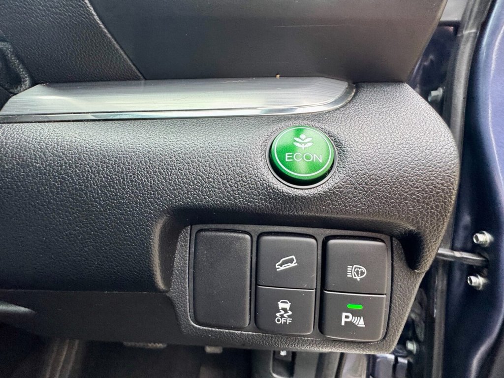 Used Honda CR-V 2017 for sale - 76256774: Photo 29