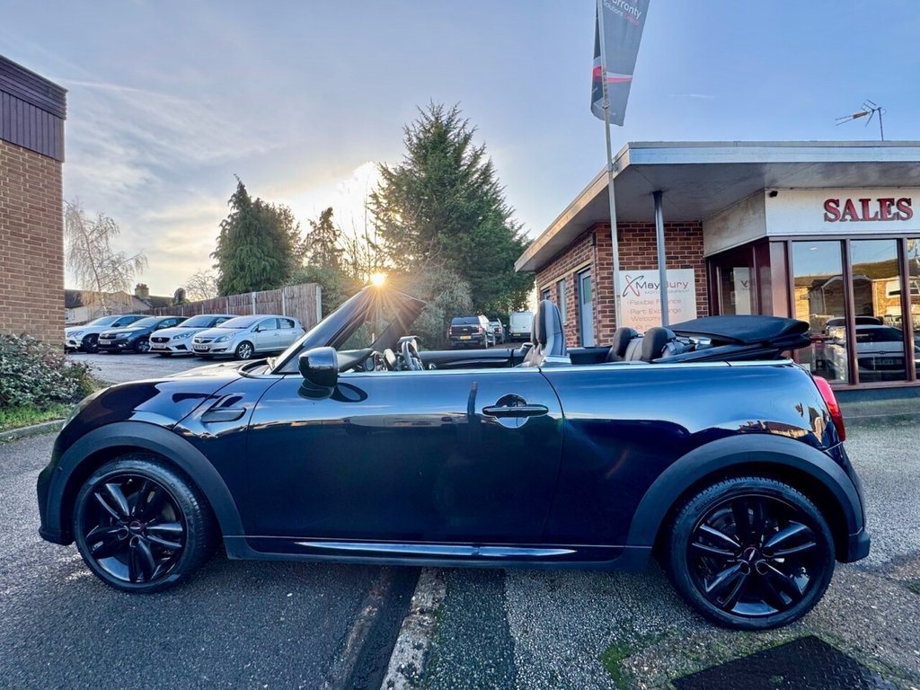 Used MINI Convertible 2022 for sale - 77356258: Photo 12