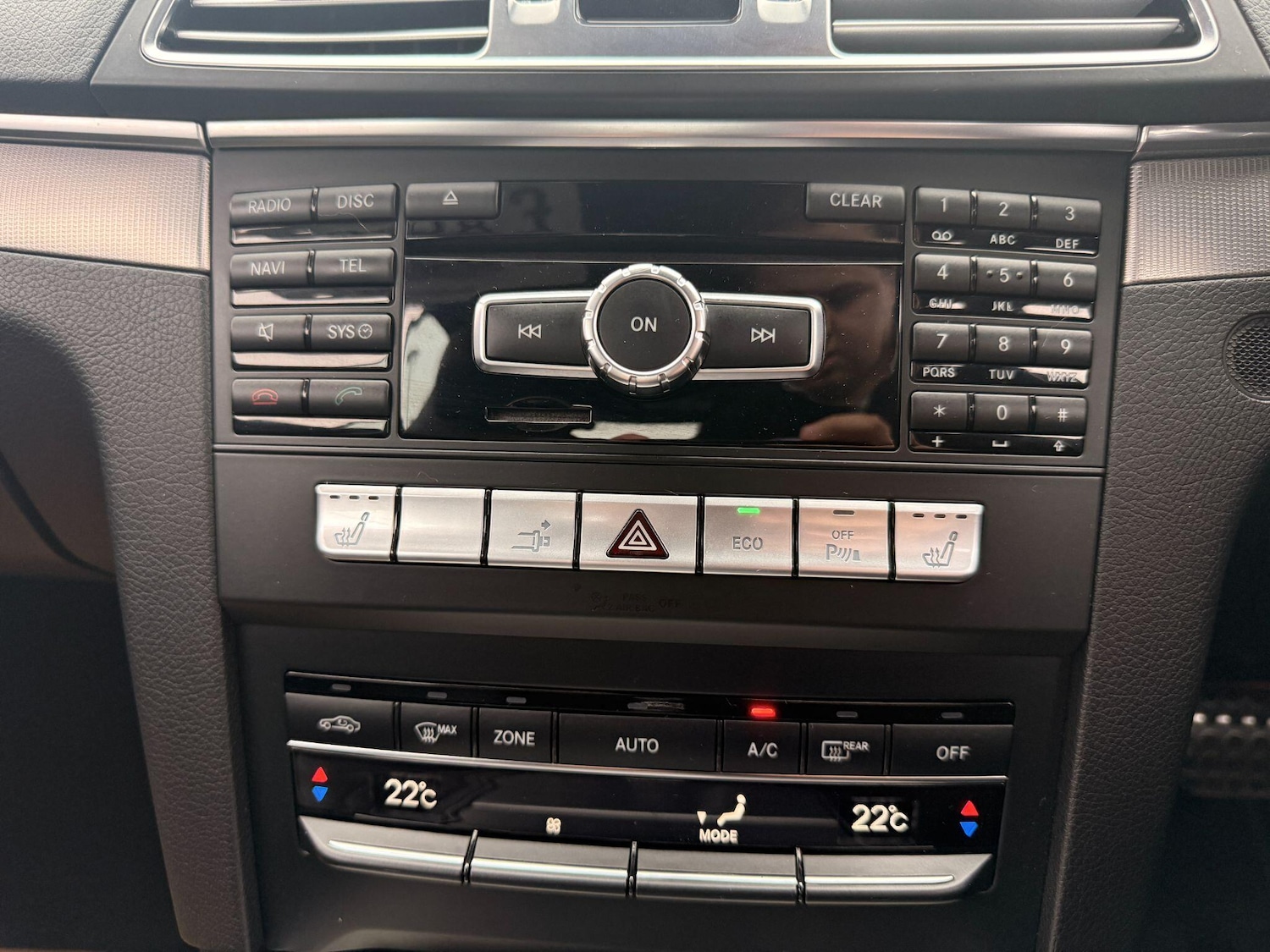 Used Mercedes-Benz E Class 2014 for sale - 76327238: Photo 19