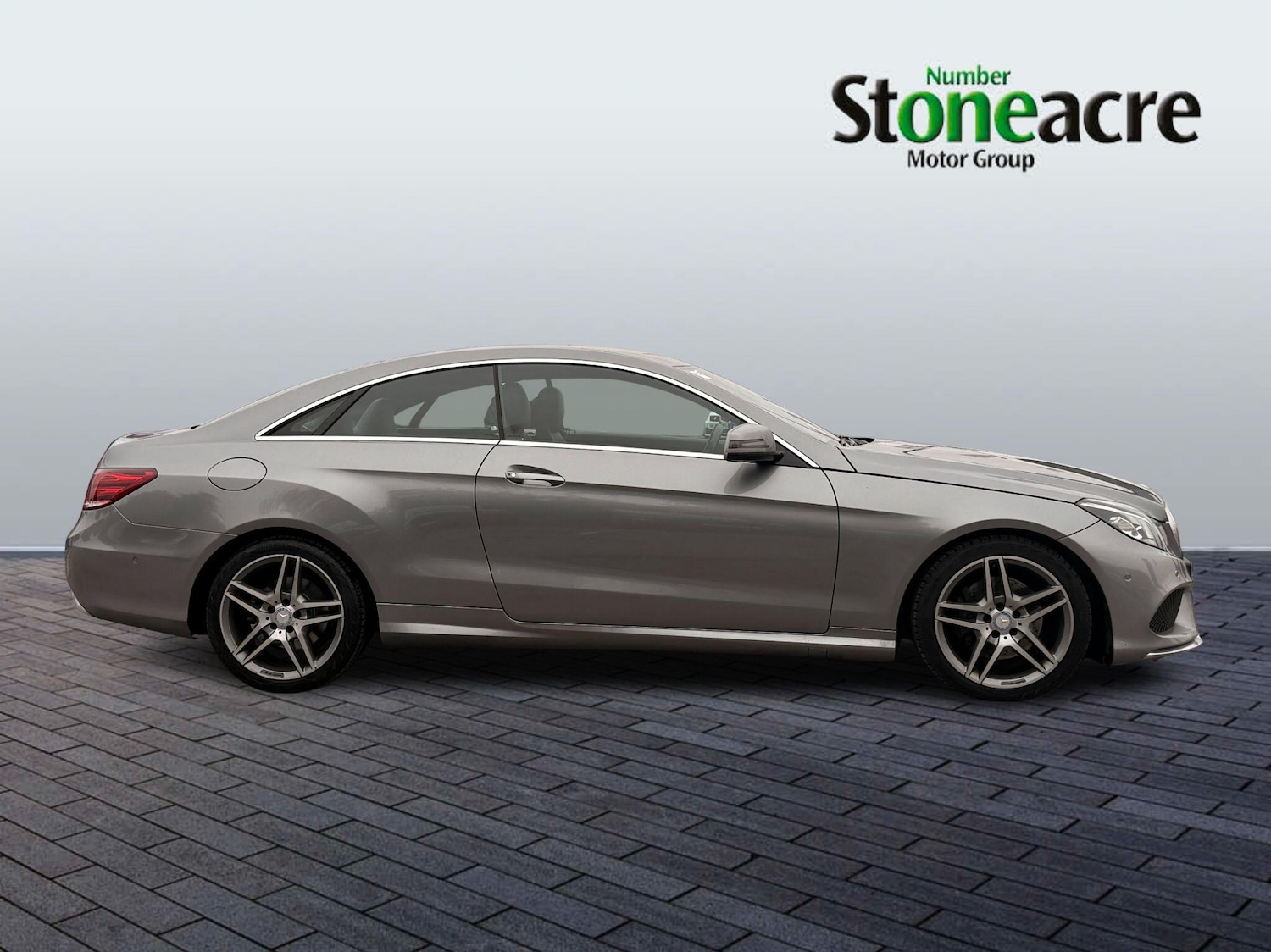 Used Mercedes-Benz E Class 2014 for sale - 76327238: Photo 7