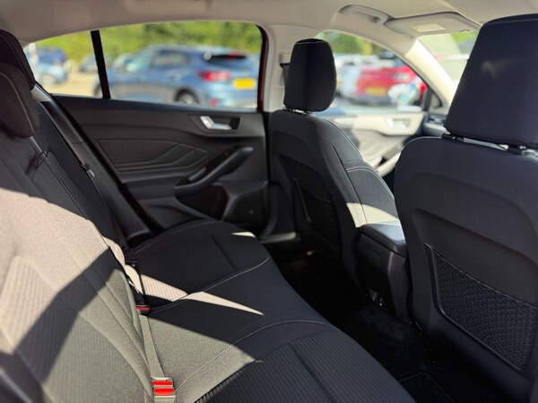 Used Ford Focus 2022 for sale - 76189760: Photo 11