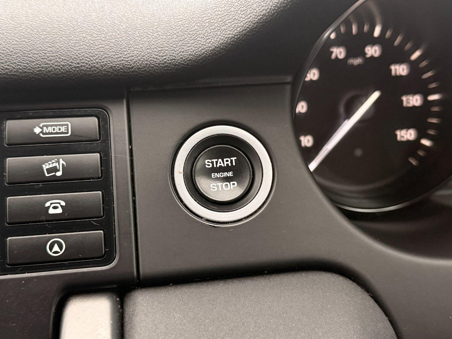 Used Land Rover Discovery Sport 2019 for sale - 76765858: Photo 18