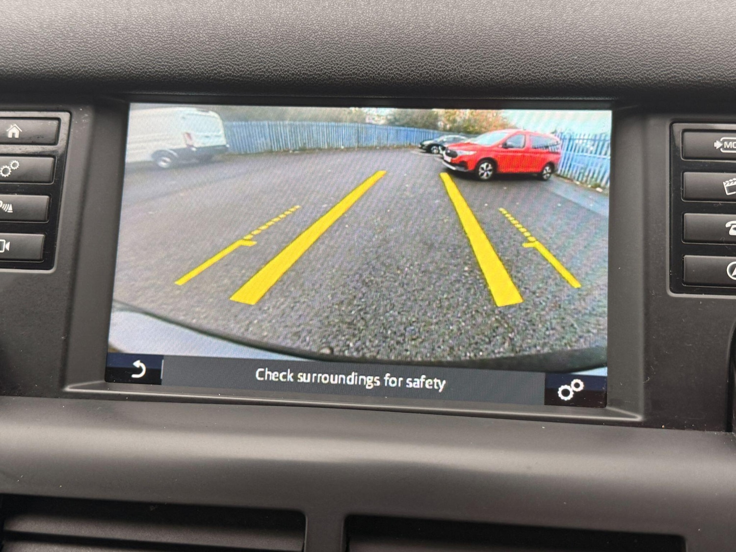 Used Land Rover Discovery Sport 2019 for sale - 76765858: Photo 21