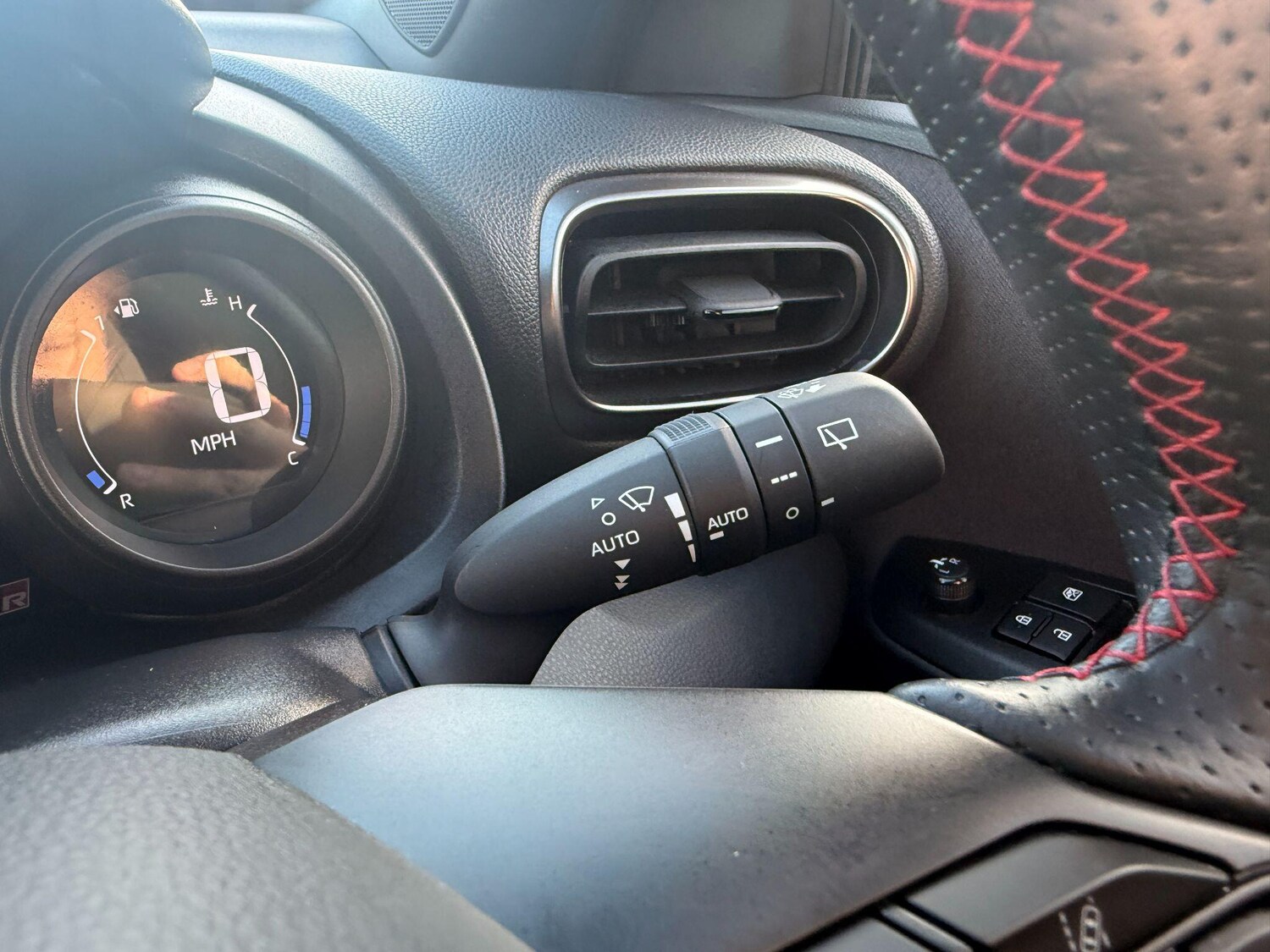 Used Toyota Yaris 2025 for sale - 76381013: Photo 13