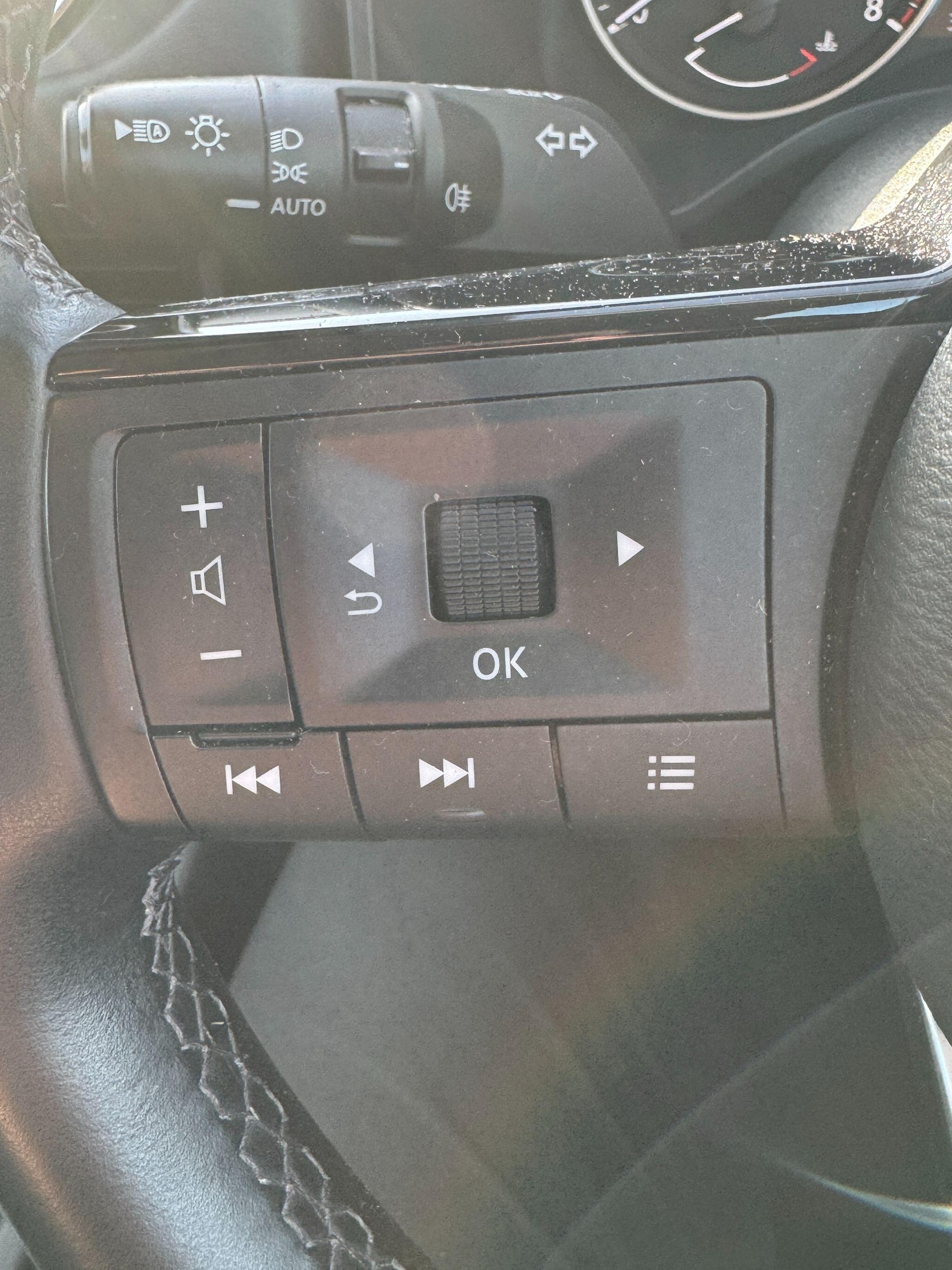 Used Nissan Qashqai for sale - 77191041: Photo 12