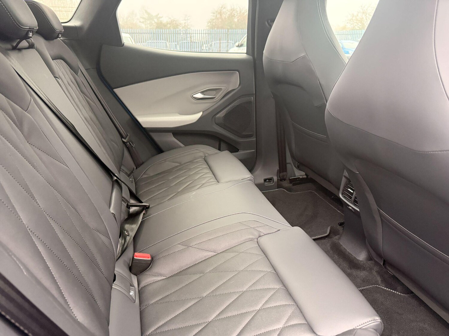 Used Ford Explorer 2025 for sale - 77710229: Photo 11