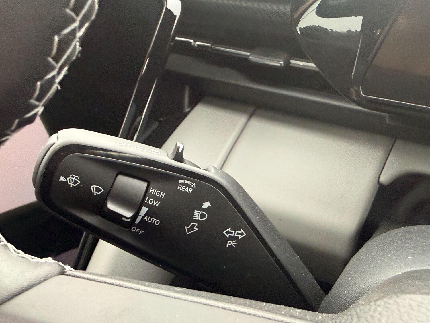 Used Ford Explorer 2025 for sale - 77710229: Photo 17