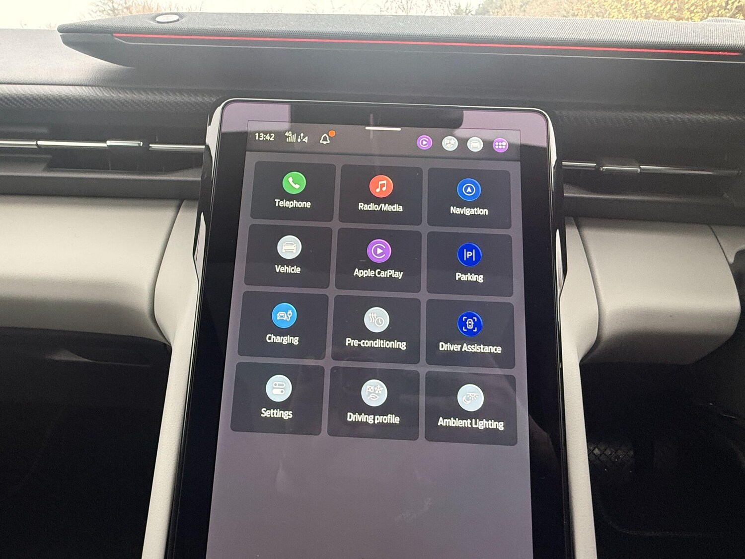 Used Ford Explorer 2025 for sale - 77710229: Photo 23