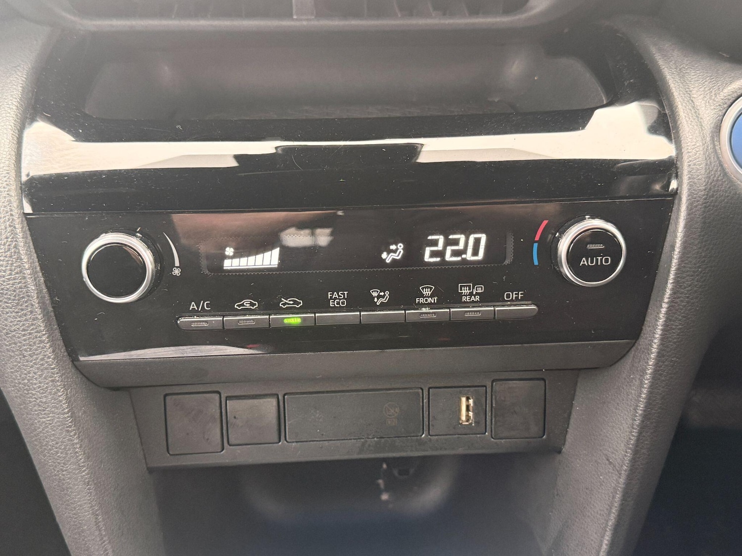 Used Toyota Yaris Cross 2023 for sale - 77091384: Photo 18