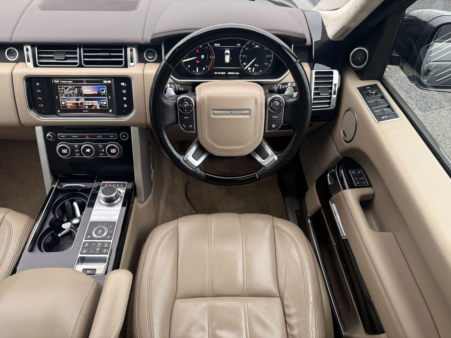 Used Land Rover Range Rover 2016 for sale - 76823798: Photo 10