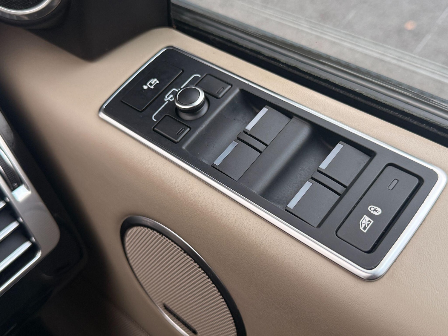 Used Land Rover Range Rover 2016 for sale - 76823798: Photo 18