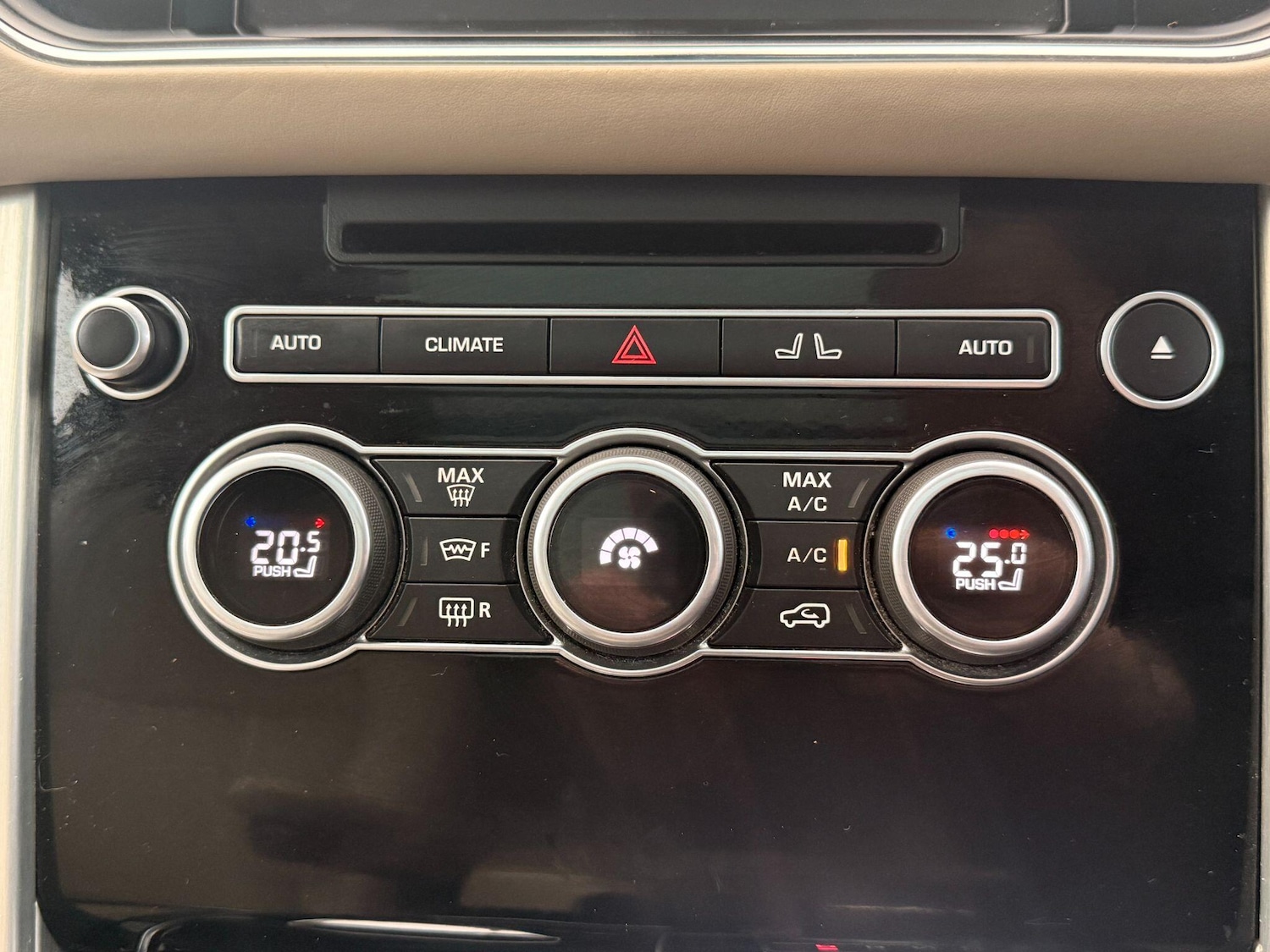 Used Land Rover Range Rover 2016 for sale - 76823798: Photo 23