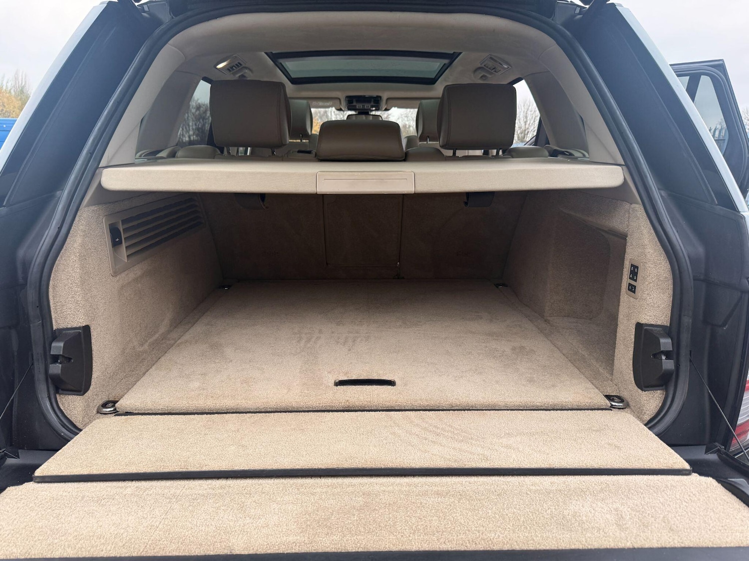 Used Land Rover Range Rover 2016 for sale - 76823798: Photo 41