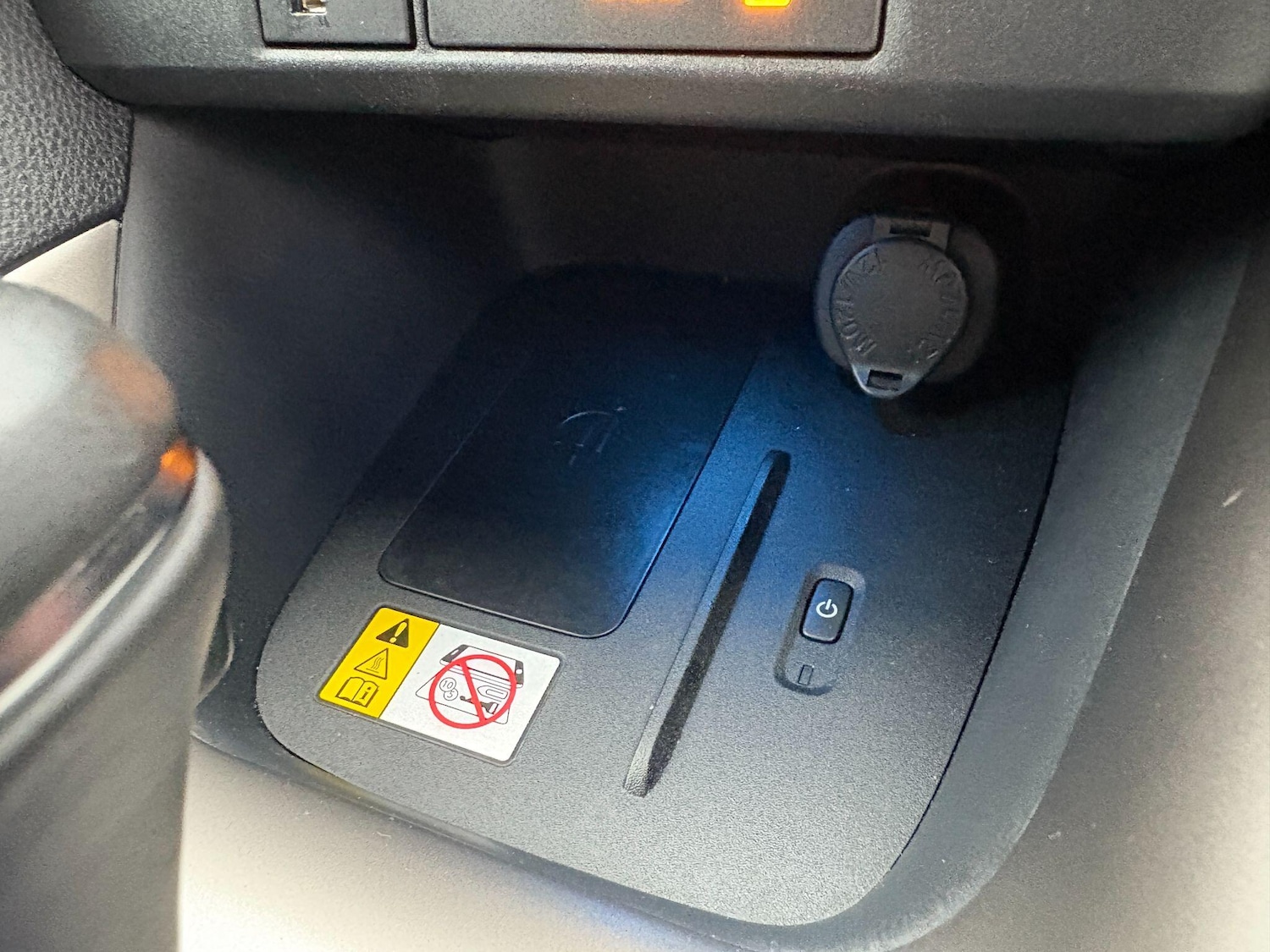 Used Mazda Mazda2 HYBRID 2023 for sale - 76689973: Photo 17