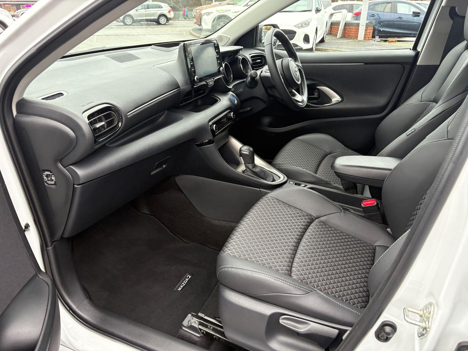 Used Mazda Mazda2 HYBRID 2023 for sale - 76689973: Photo 24