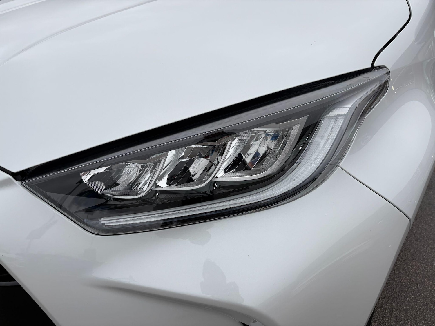 Used Mazda Mazda2 HYBRID 2023 for sale - 76689973: Photo 25