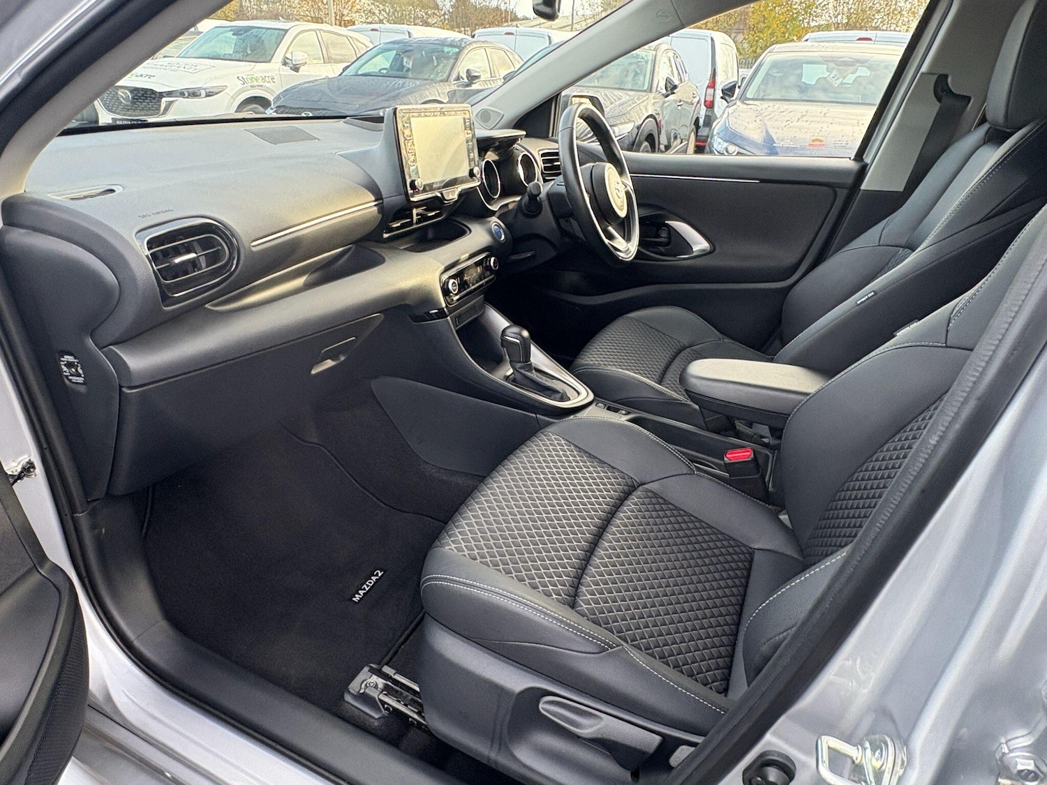 Used Mazda Mazda2 HYBRID 2022 for sale - 76865579: Photo 14