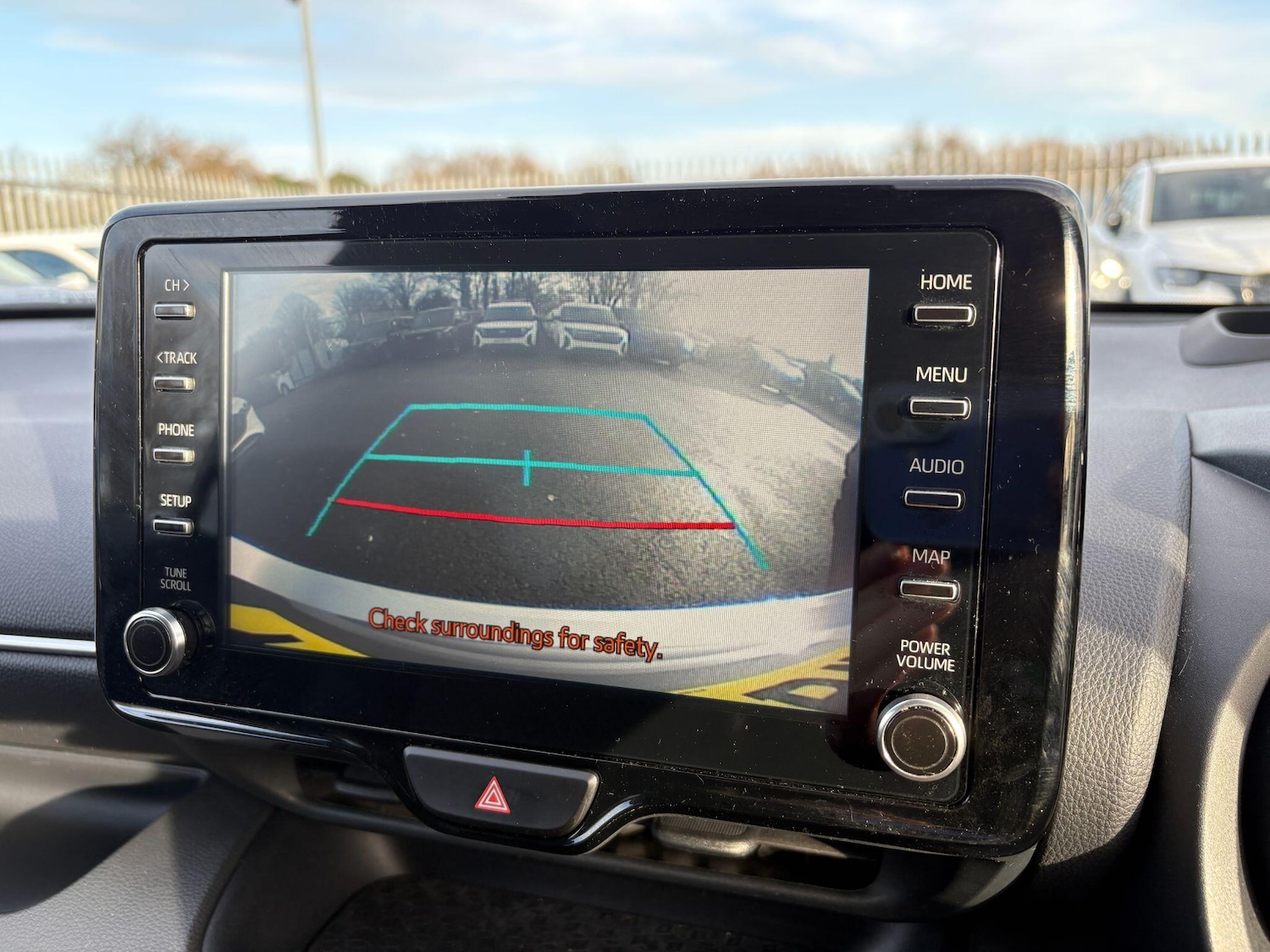 Used Mazda Mazda2 HYBRID 2022 for sale - 76865579: Photo 17