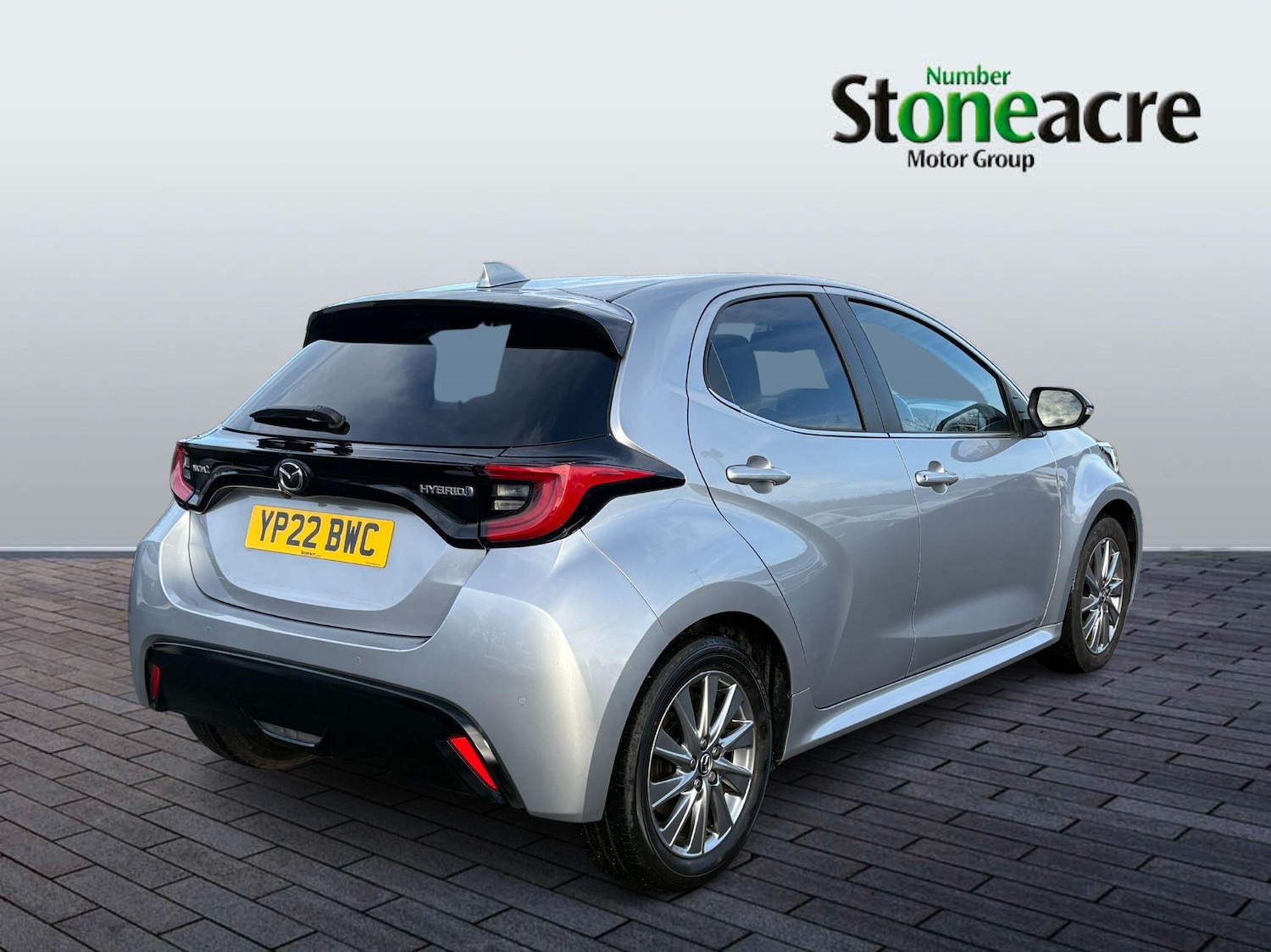 Used Mazda Mazda2 HYBRID 2022 for sale - 76865579: Photo 2