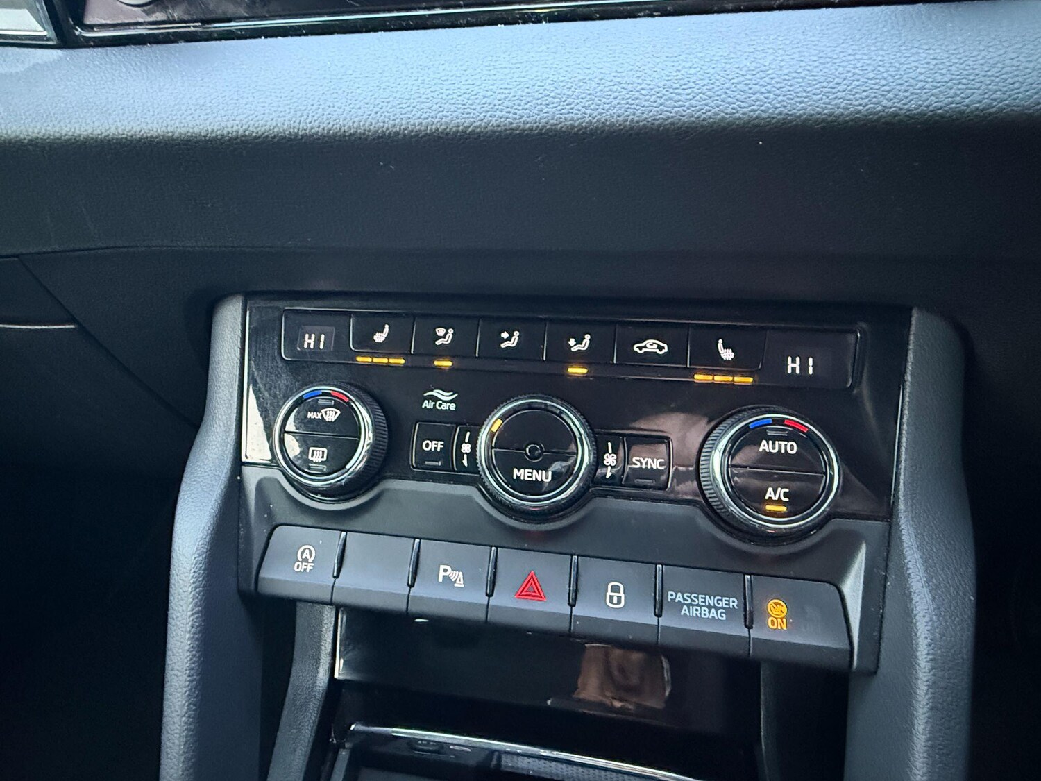 Used Skoda Karoq 2022 for sale - 77454811: Photo 12