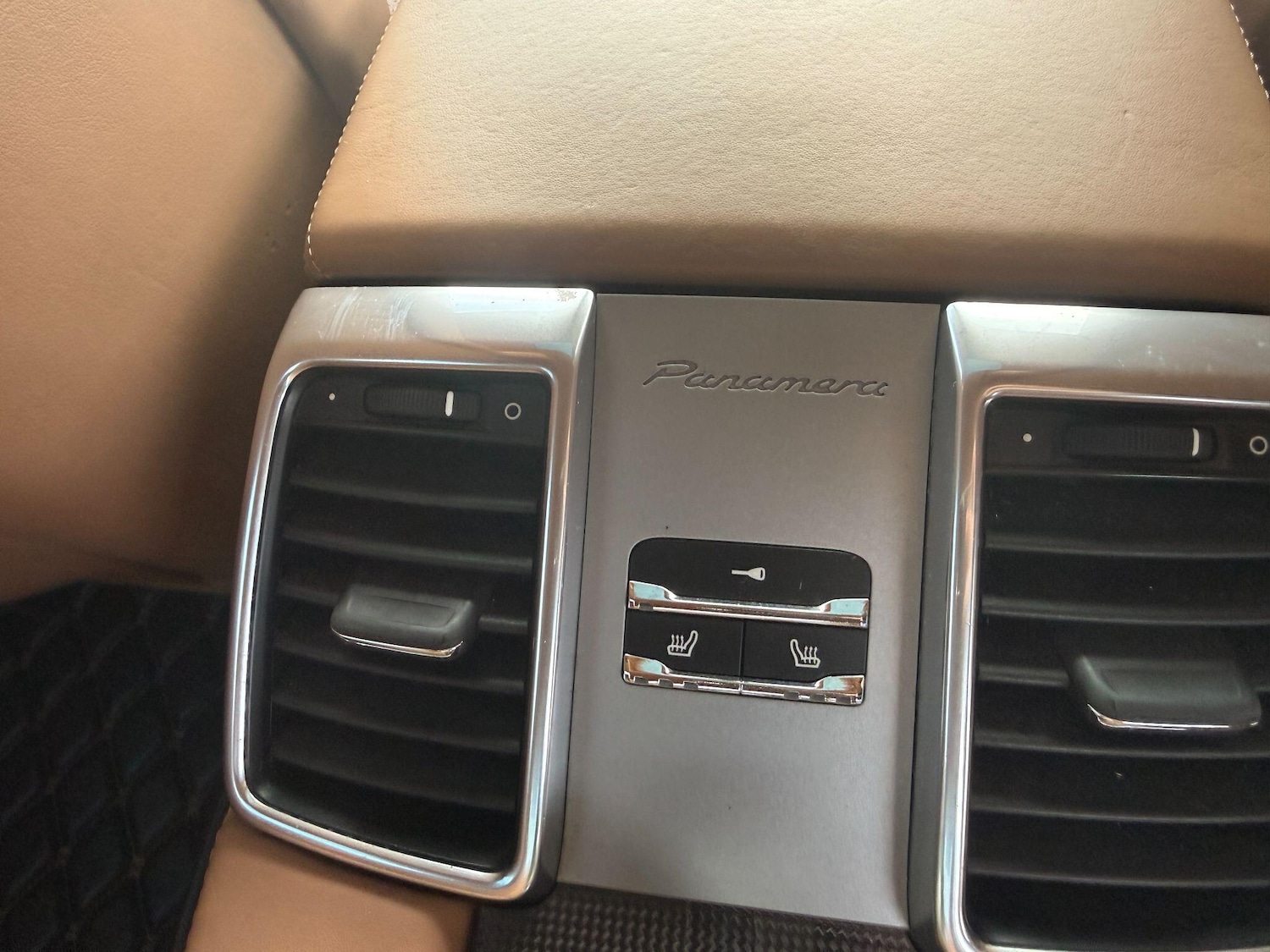 Used Porsche Panamera 2010 for sale - 77709376: Photo 15