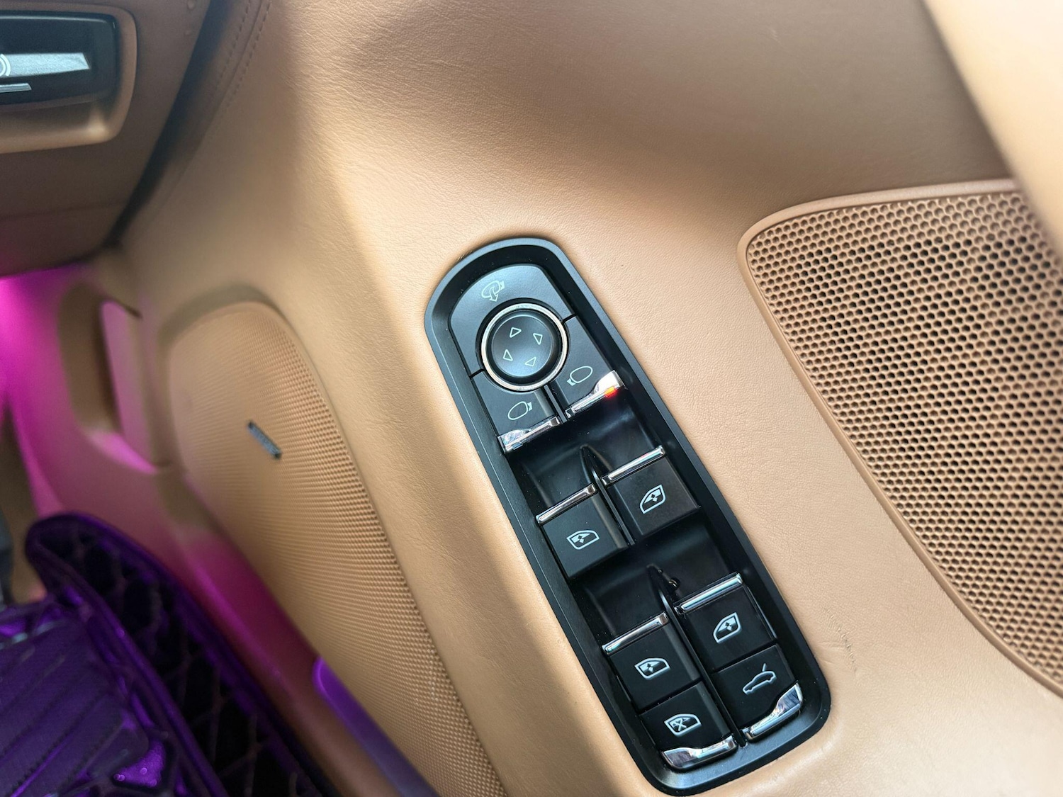 Used Porsche Panamera 2010 for sale - 77709376: Photo 17