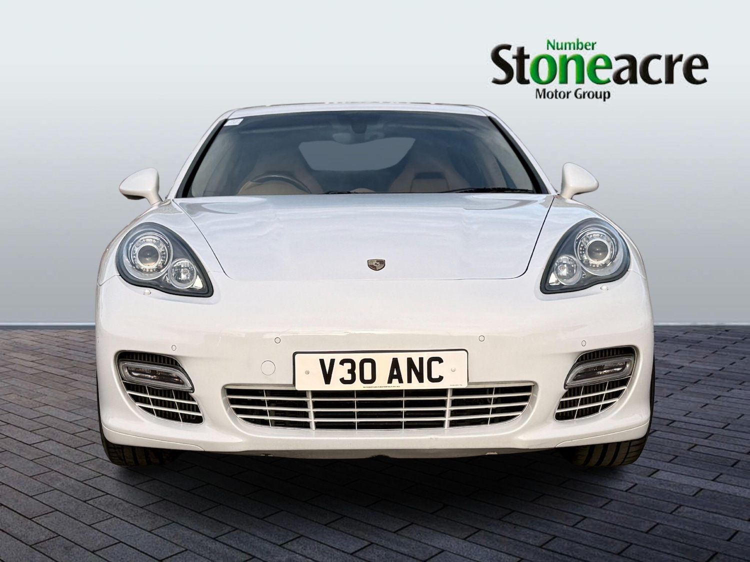 Used Porsche Panamera 2010 for sale - 77709376: Photo 2