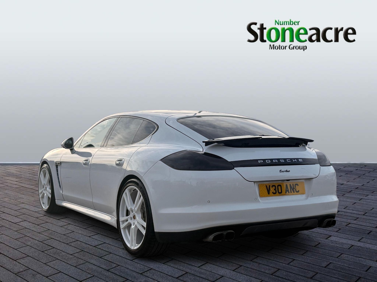 Used Porsche Panamera 2010 for sale - 77709376: Photo 4