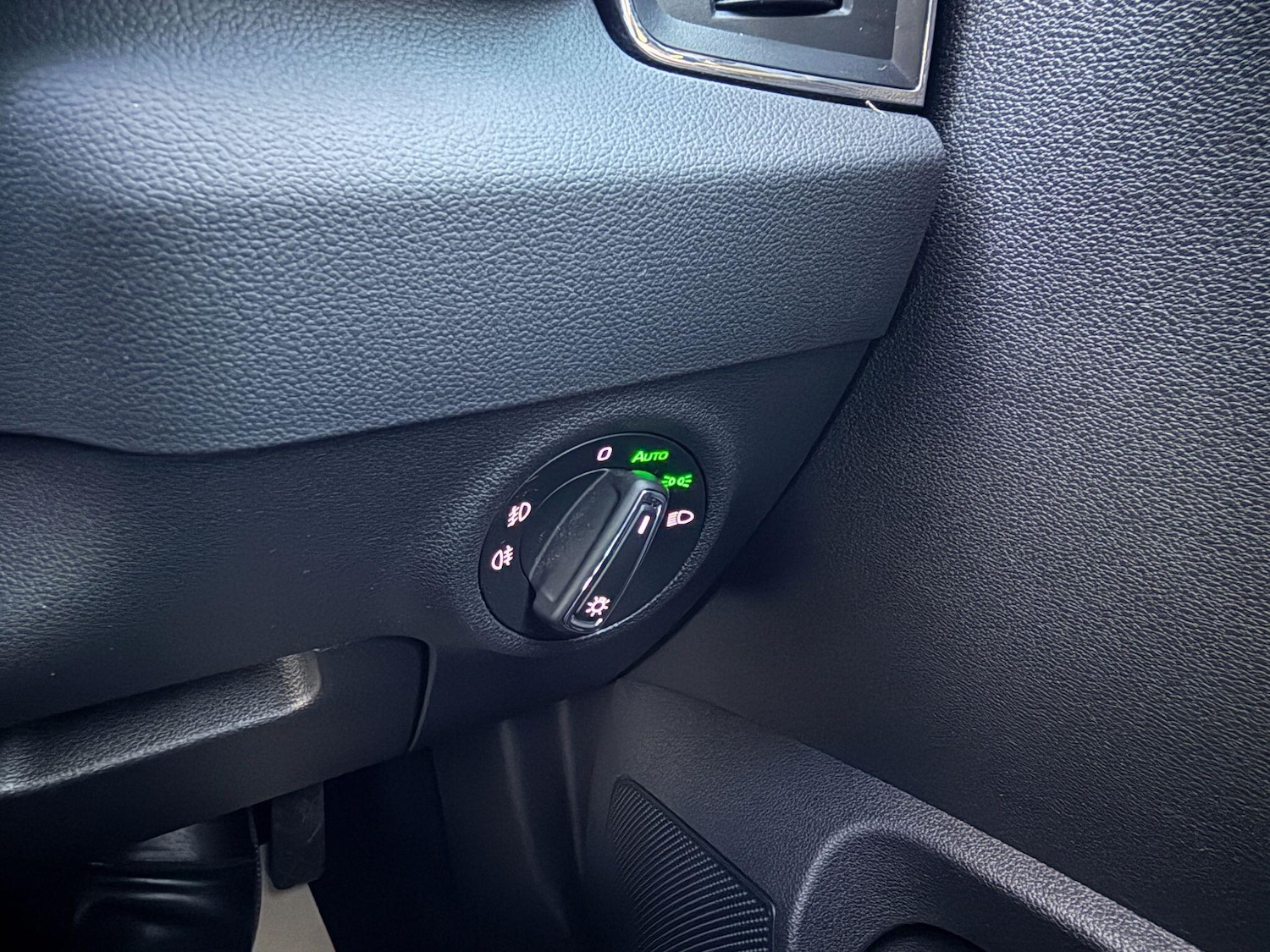 Used Skoda Karoq 2022 for sale - 78071721: Photo 15