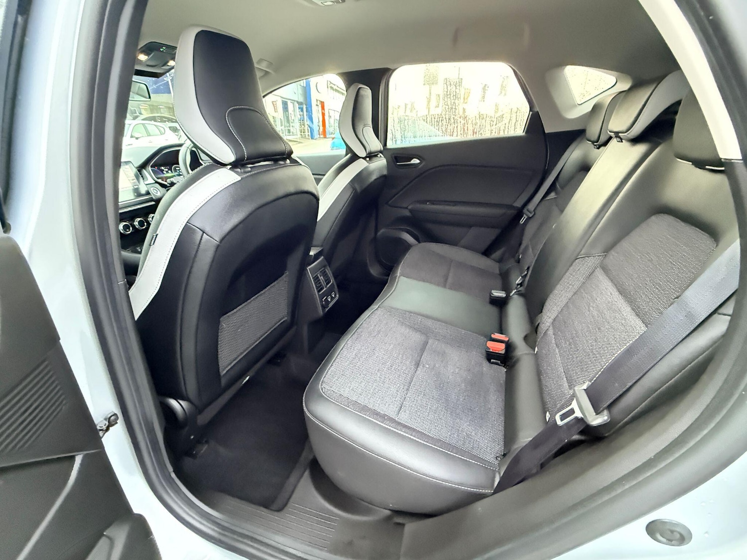 Used Renault Captur 2023 for sale - 78073067: Photo 10