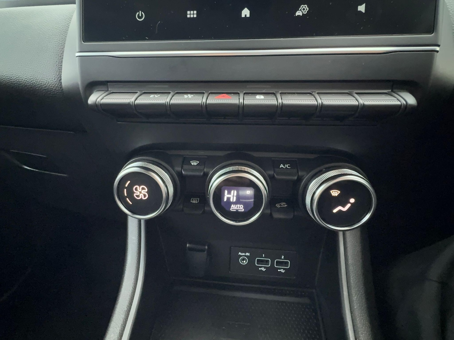 Used Renault Captur 2023 for sale - 78073067: Photo 11