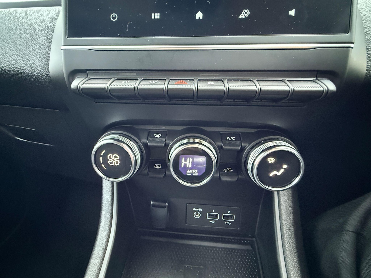 Used Renault Captur 2023 for sale - 78073067: Photo 12