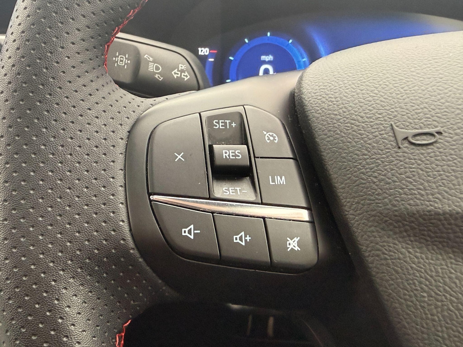 Used Ford Kuga 2022 for sale - 76898515: Photo 19