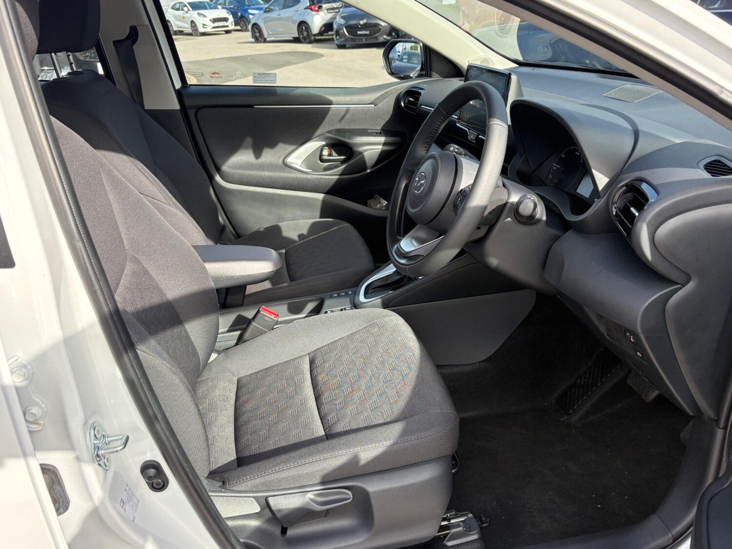 Used Mazda Mazda2 HYBRID 2025 for sale - 76152946: Photo 15