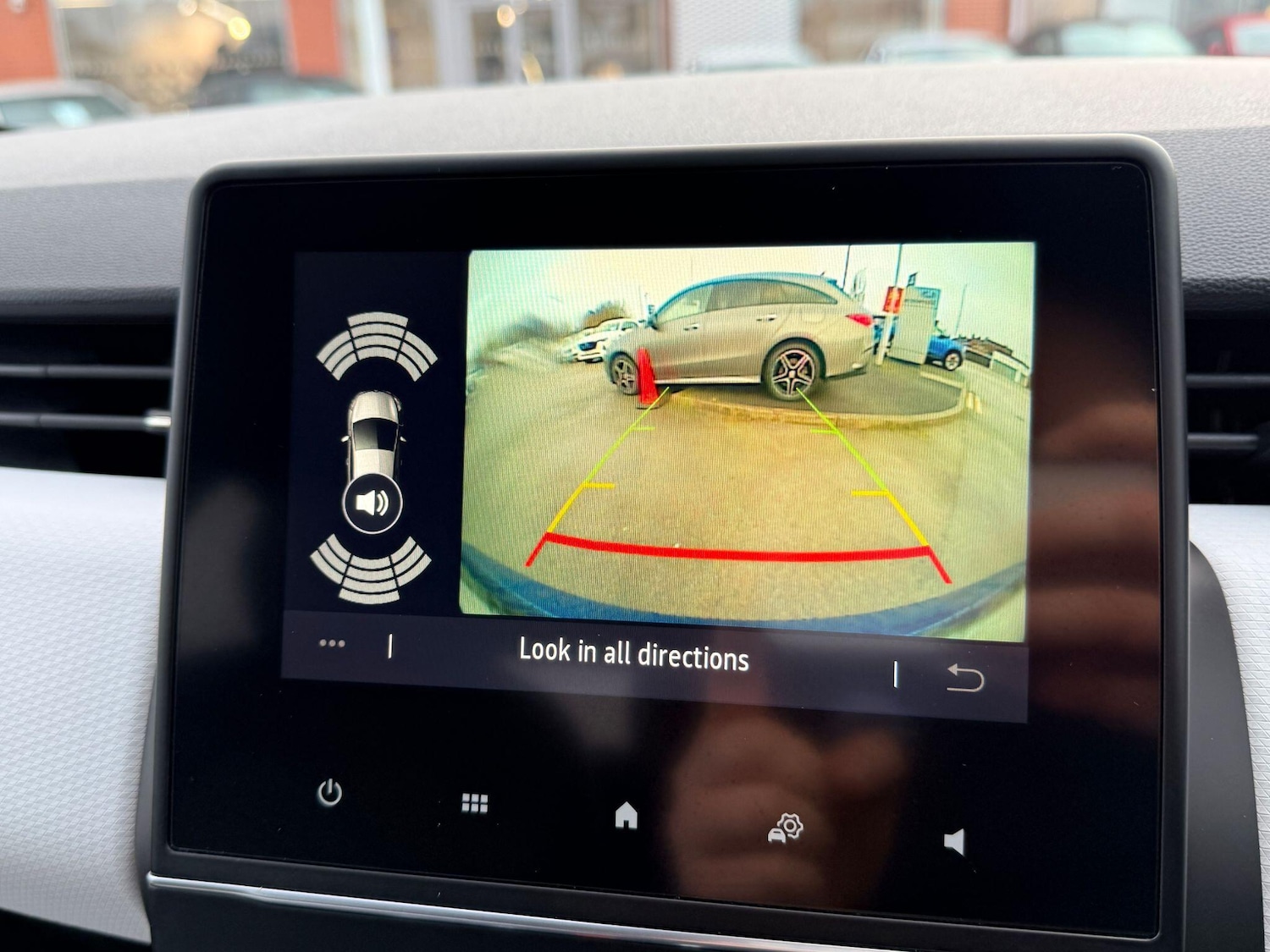 Used Renault Clio 2023 for sale - 77709521: Photo 14