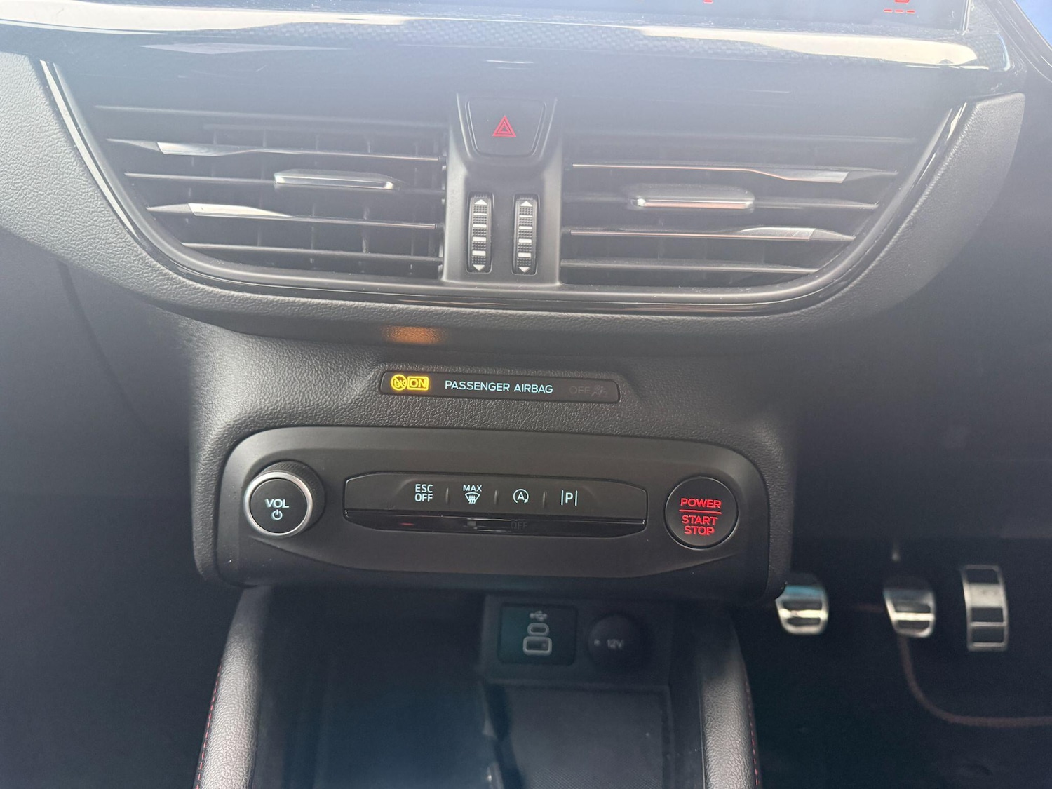 Used Ford Focus 2023 for sale - 77073902: Photo 22